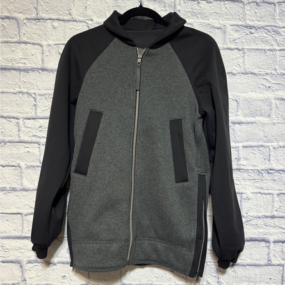 Lululemon Both Ways Bomber
Heathered Black / Black 10/12 - Picture 3 of 16